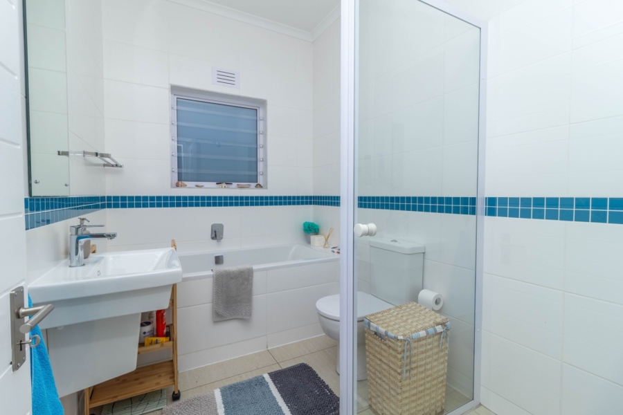 3 Bedroom Property for Sale in Sunningdale Western Cape